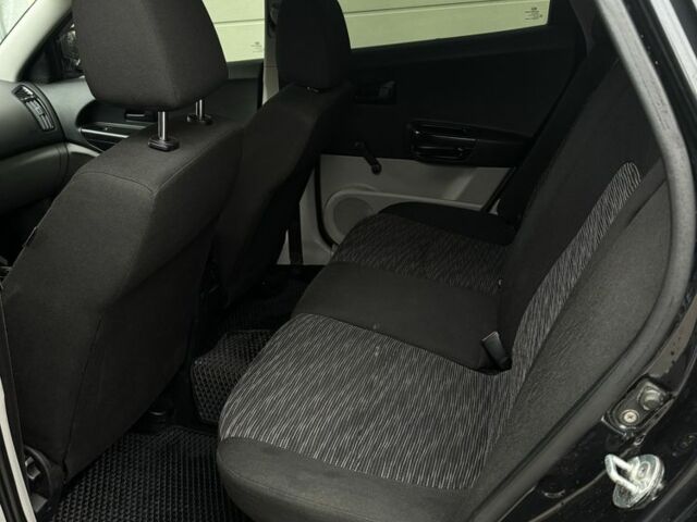 Черный Киа Сид, объемом двигателя 1.4 л и пробегом 330 тыс. км за 4499 $, фото 11 на Automoto.ua