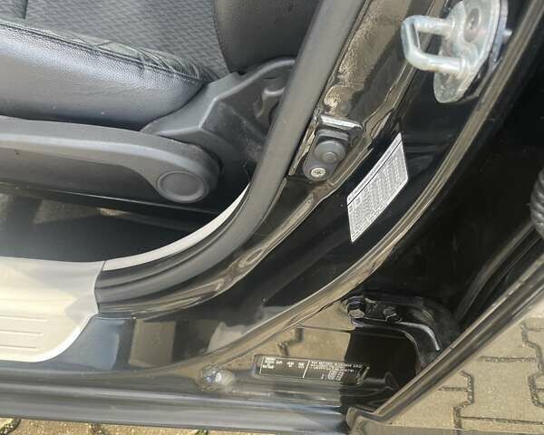 Чорний Кіа Сід, об'ємом двигуна 2 л та пробігом 220 тис. км за 5000 $, фото 14 на Automoto.ua