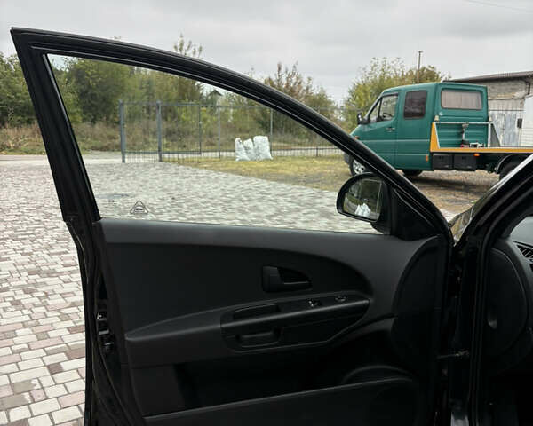 Чорний Кіа Сід, об'ємом двигуна 1.4 л та пробігом 185 тис. км за 5800 $, фото 28 на Automoto.ua