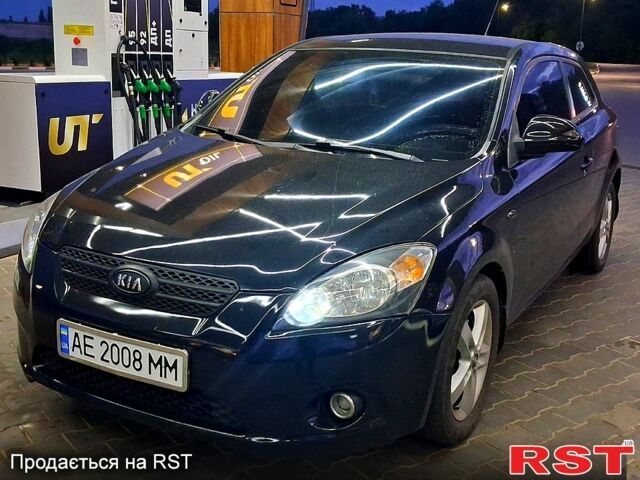 Черный Киа Сид, объемом двигателя 1.4 л и пробегом 195 тыс. км за 4900 $, фото 3 на Automoto.ua