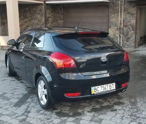 Киа Сид 2008 в Львове на Automoto.ua Черный Киа Сид, объемом двигателя 1.6 л и пробегом 108 тыс. км за 6700 $, фото 5 на Automoto.ua