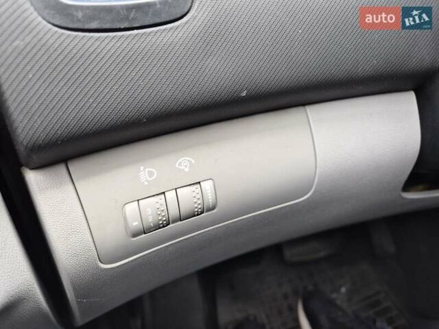 Чорний Кіа Сід, об'ємом двигуна 1.6 л та пробігом 247 тис. км за 5399 $, фото 28 на Automoto.ua