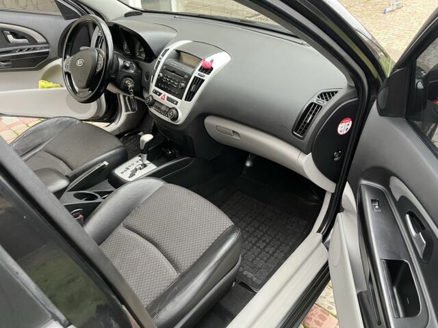Чорний Кіа Сід, об'ємом двигуна 2 л та пробігом 290 тис. км за 7000 $, фото 5 на Automoto.ua