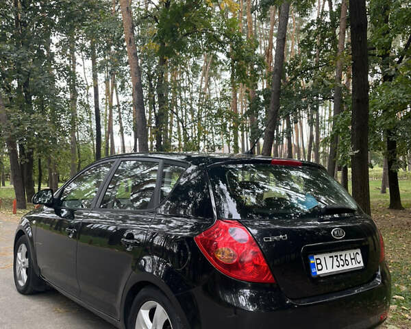 Киа Сид 2008 в Софіївська Борщагівка на Automoto.ua Черный Киа Сид, объемом двигателя 1.59 л и пробегом 265 тыс. км за 5600 $, фото 8 на Automoto.ua