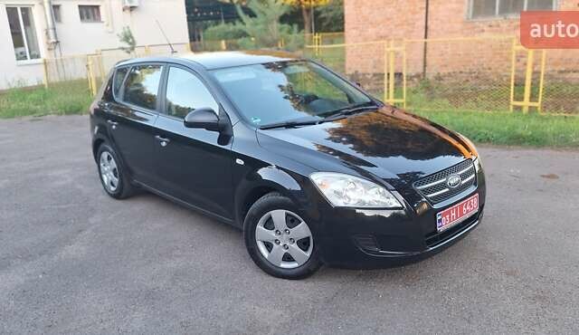 Чорний Кіа Сід, об'ємом двигуна 1.4 л та пробігом 170 тис. км за 5600 $, фото 18 на Automoto.ua