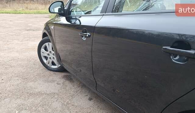 Черный Киа Сид, объемом двигателя 1.6 л и пробегом 220 тыс. км за 5850 $, фото 25 на Automoto.ua