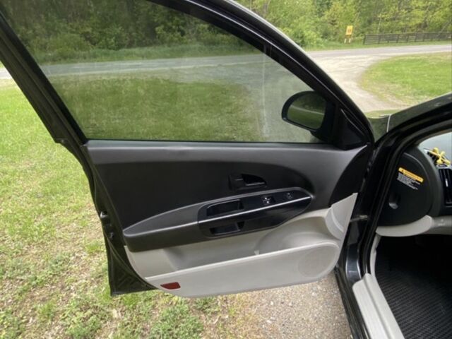 Чорний Кіа Сід, об'ємом двигуна 1.4 л та пробігом 330 тис. км за 4499 $, фото 8 на Automoto.ua