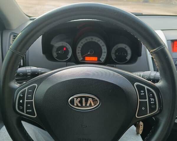 Черный Киа Сид, объемом двигателя 2 л и пробегом 281 тыс. км за 6100 $, фото 16 на Automoto.ua