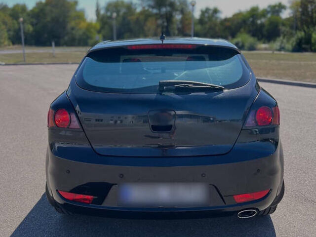 Чорний Кіа Сід, об'ємом двигуна 2 л та пробігом 252 тис. км за 6400 $, фото 3 на Automoto.ua