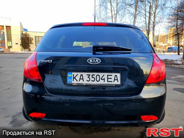Черный Киа Сид, объемом двигателя 1.4 л и пробегом 350 тыс. км за 4300 $, фото 5 на Automoto.ua