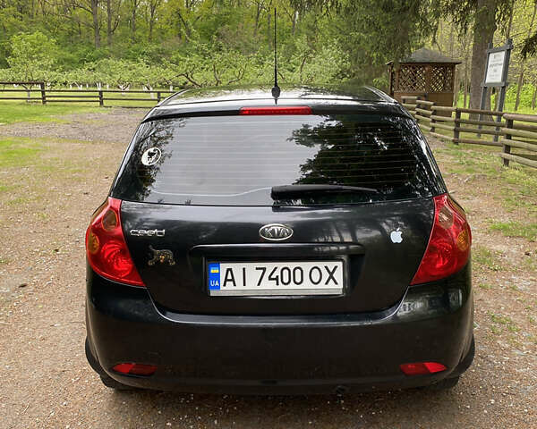 Черный Киа Сид, объемом двигателя 1.4 л и пробегом 330 тыс. км за 4600 $, фото 11 на Automoto.ua