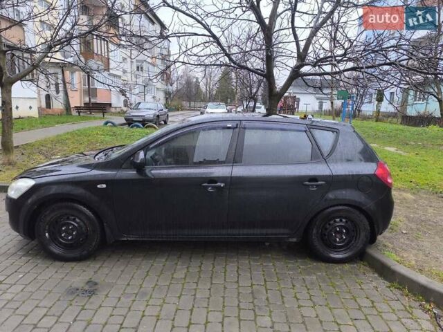 Чорний Кіа Сід, об'ємом двигуна 1.4 л та пробігом 180 тис. км за 3900 $, фото 4 на Automoto.ua