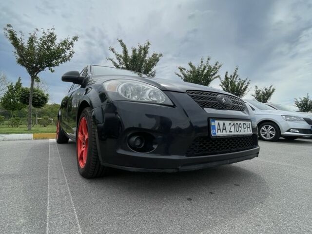 Черный Киа Сид, объемом двигателя 2 л и пробегом 278 тыс. км за 5200 $, фото 16 на Automoto.ua