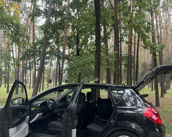 Киа Сид 2008 в Софіївська Борщагівка на Automoto.ua Черный Киа Сид, объемом двигателя 1.59 л и пробегом 265 тыс. км за 5600 $, фото 14 на Automoto.ua