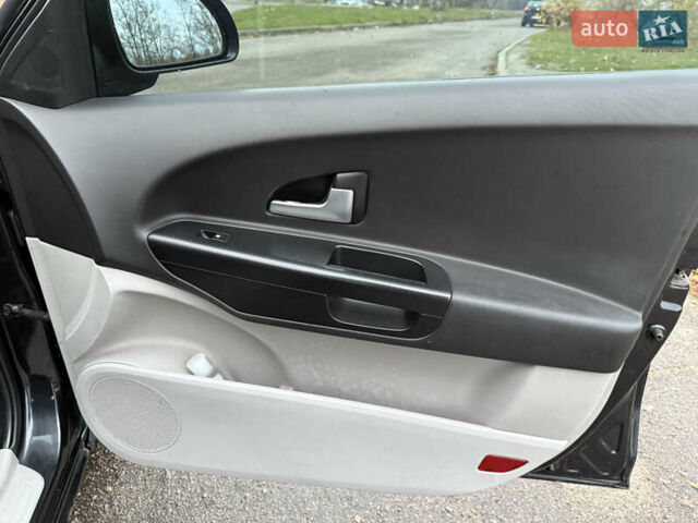 Черный Киа Сид, объемом двигателя 2 л и пробегом 180 тыс. км за 5400 $, фото 15 на Automoto.ua