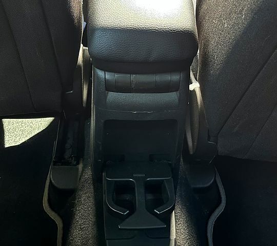 Черный Киа Сид, объемом двигателя 1.4 л и пробегом 236 тыс. км за 4200 $, фото 8 на Automoto.ua