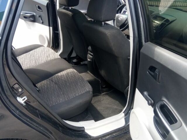 Черный Киа Сид, объемом двигателя 1.4 л и пробегом 178 тыс. км за 4850 $, фото 6 на Automoto.ua