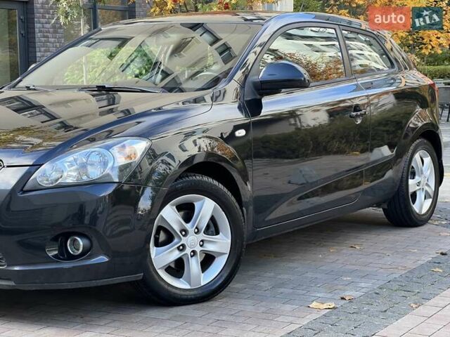 Черный Киа Сид, объемом двигателя 1.6 л и пробегом 149 тыс. км за 6999 $, фото 3 на Automoto.ua