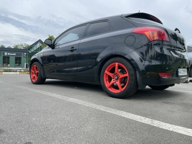 Черный Киа Сид, объемом двигателя 2 л и пробегом 278 тыс. км за 5200 $, фото 11 на Automoto.ua
