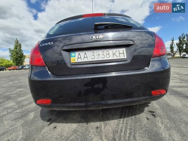 Чорний Кіа Сід, об'ємом двигуна 1.6 л та пробігом 247 тис. км за 5399 $, фото 14 на Automoto.ua