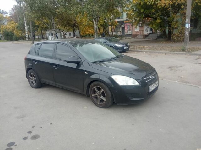 Черный Киа Сид, объемом двигателя 1.6 л и пробегом 284 тыс. км за 4600 $, фото 4 на Automoto.ua