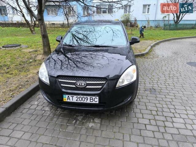 Черный Киа Сид, объемом двигателя 1.4 л и пробегом 180 тыс. км за 4300 $, фото 3 на Automoto.ua