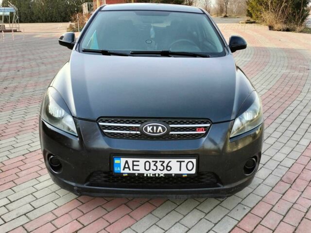 Чорний Кіа Сід, об'ємом двигуна 1.4 л та пробігом 185 тис. км за 5650 $, фото 2 на Automoto.ua