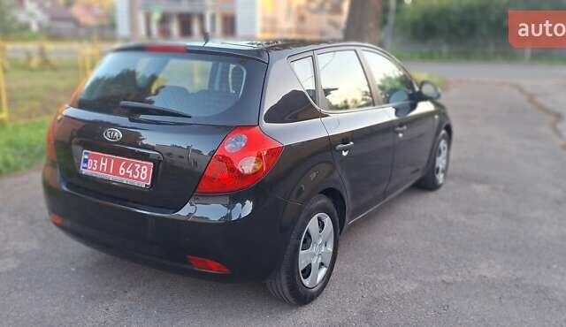 Чорний Кіа Сід, об'ємом двигуна 1.4 л та пробігом 170 тис. км за 5600 $, фото 32 на Automoto.ua