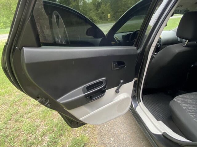 Чорний Кіа Сід, об'ємом двигуна 1.4 л та пробігом 330 тис. км за 4499 $, фото 13 на Automoto.ua