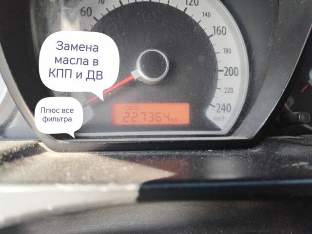 Черный Киа Сид, объемом двигателя 1.6 л и пробегом 235 тыс. км за 5000 $, фото 17 на Automoto.ua