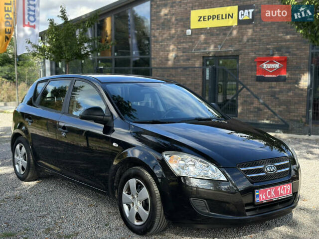 Чорний Кіа Сід, об'ємом двигуна 1.4 л та пробігом 226 тис. км за 5900 $, фото 3 на Automoto.ua