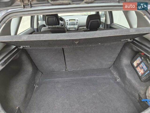 Чорний Кіа Сід, об'ємом двигуна 1.6 л та пробігом 247 тис. км за 5399 $, фото 36 на Automoto.ua