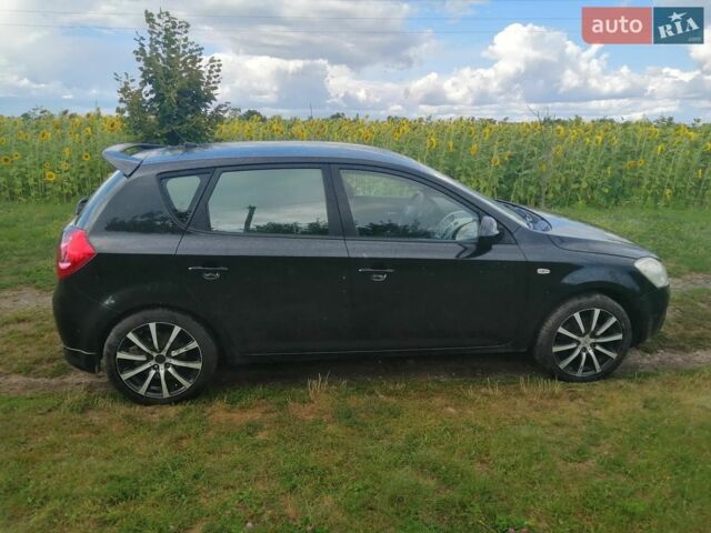 Черный Киа Сид, объемом двигателя 1.4 л и пробегом 199 тыс. км за 5200 $, фото 8 на Automoto.ua