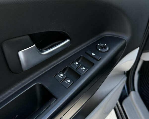 Чорний Кіа Сід, об'ємом двигуна 2 л та пробігом 115 тис. км за 6900 $, фото 11 на Automoto.ua