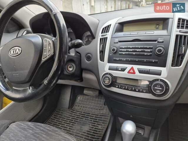 Черный Киа Сид, объемом двигателя 1.6 л и пробегом 242 тыс. км за 5899 $, фото 18 на Automoto.ua