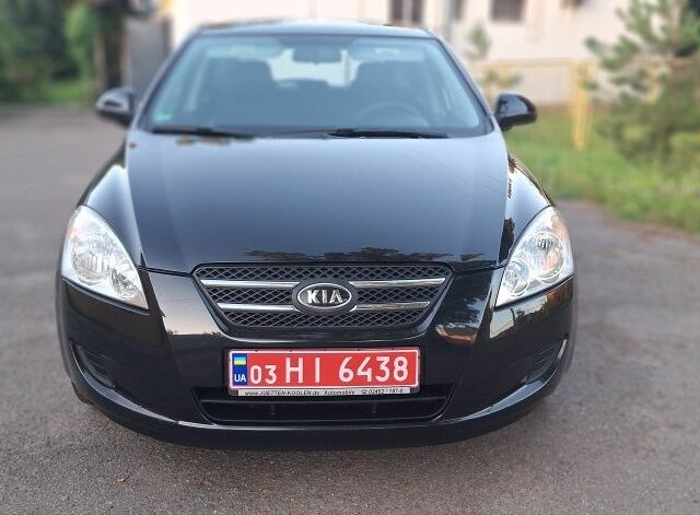 Чорний Кіа Сід, об'ємом двигуна 4 л та пробігом 170 тис. км за 5650 $, фото 7 на Automoto.ua