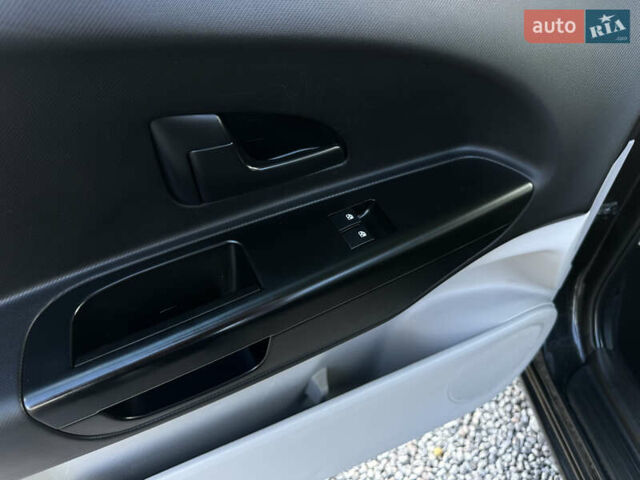 Чорний Кіа Сід, об'ємом двигуна 1.4 л та пробігом 226 тис. км за 5900 $, фото 28 на Automoto.ua