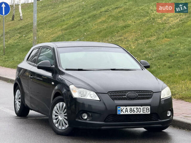 Черный Киа Сид, объемом двигателя 1.4 л и пробегом 215 тыс. км за 4600 $, фото 1 на Automoto.ua