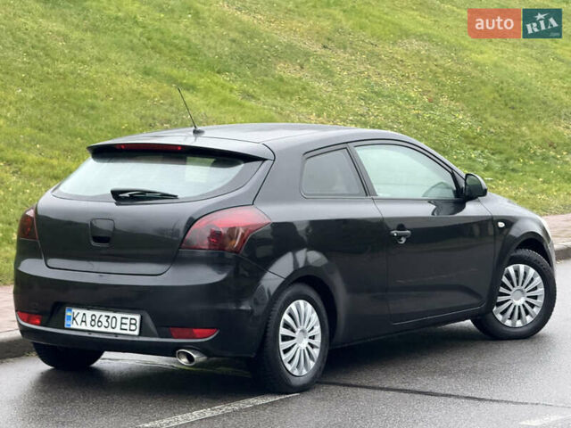 Черный Киа Сид, объемом двигателя 1.4 л и пробегом 215 тыс. км за 4600 $, фото 13 на Automoto.ua