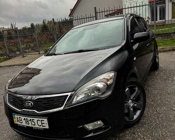 Чорний Кіа Сід, об'ємом двигуна 1.59 л та пробігом 113 тис. км за 8767 $, фото 3 на Automoto.ua