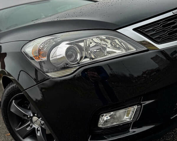 Черный Киа Сид, объемом двигателя 1.59 л и пробегом 113 тыс. км за 8779 $, фото 12 на Automoto.ua