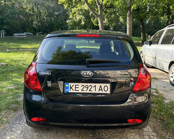 Чорний Кіа Сід, об'ємом двигуна 1.4 л та пробігом 175 тис. км за 6500 $, фото 2 на Automoto.ua