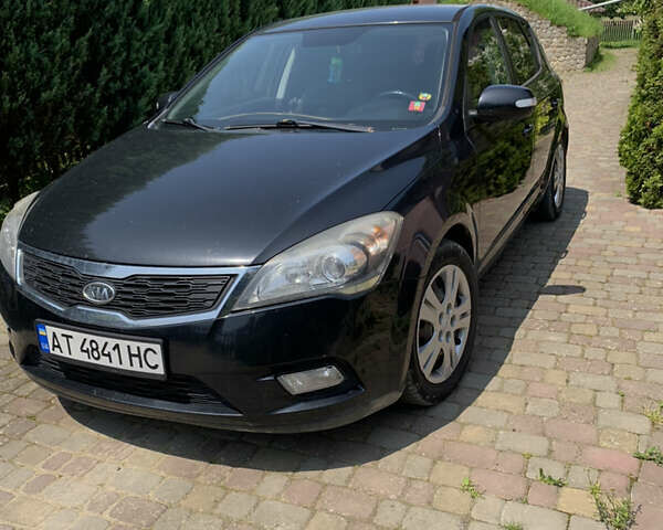 Чорний Кіа Сід, об'ємом двигуна 1.58 л та пробігом 260 тис. км за 6500 $, фото 1 на Automoto.ua