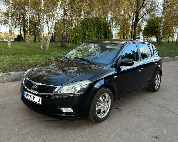 Кіа Сід 2009 у Житомирі на Automoto.ua Чорний Кіа Сід, об'ємом двигуна 1.59 л та пробігом 168 тис. км за 6700 $, фото 3 на Automoto.ua
