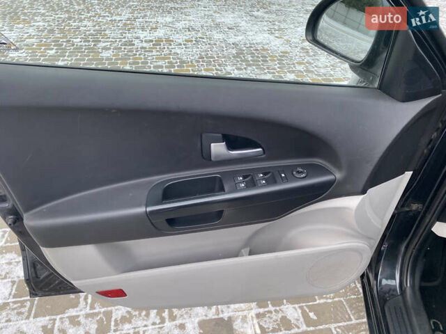 Черный Киа Сид, объемом двигателя 1.4 л и пробегом 196 тыс. км за 5395 $, фото 17 на Automoto.ua