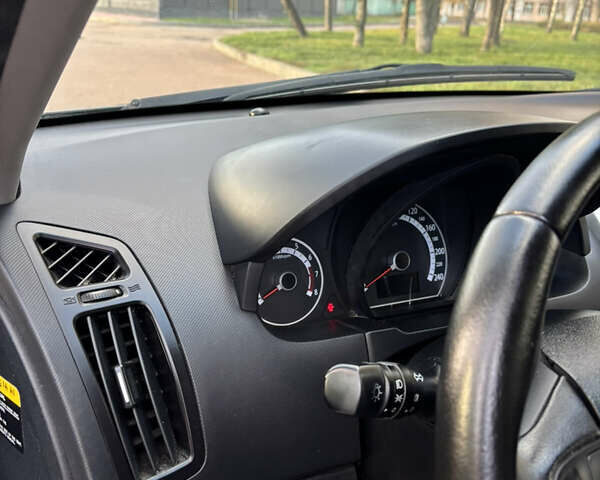 Кіа Сід 2009 у Житомирі на Automoto.ua Чорний Кіа Сід, об'ємом двигуна 1.59 л та пробігом 168 тис. км за 6700 $, фото 12 на Automoto.ua