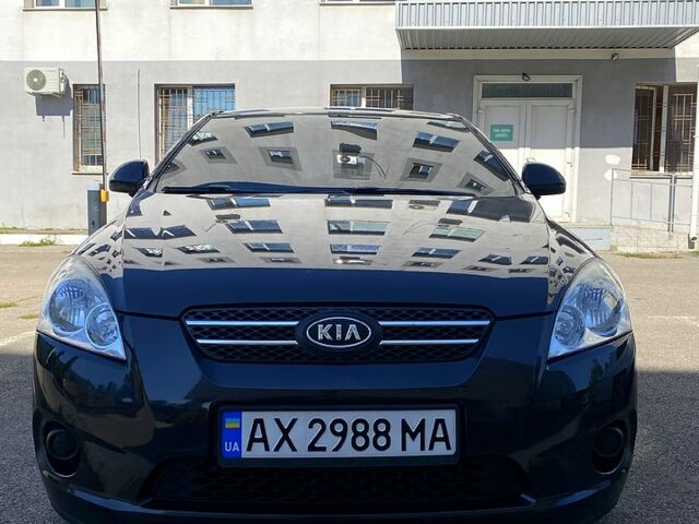 Черный Киа Сид, объемом двигателя 1.6 л и пробегом 194 тыс. км за 5800 $, фото 2 на Automoto.ua
