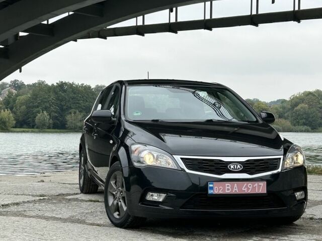 Чорний Кіа Сід, об'ємом двигуна 1.4 л та пробігом 178 тис. км за 6800 $, фото 1 на Automoto.ua