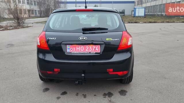 Черный Киа Сид, объемом двигателя 1.4 л и пробегом 215 тыс. км за 6000 $, фото 9 на Automoto.ua