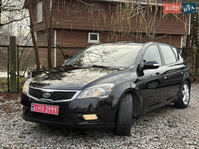 Чорний Кіа Сід, об'ємом двигуна 1.6 л та пробігом 220 тис. км за 6700 $, фото 5 на Automoto.ua